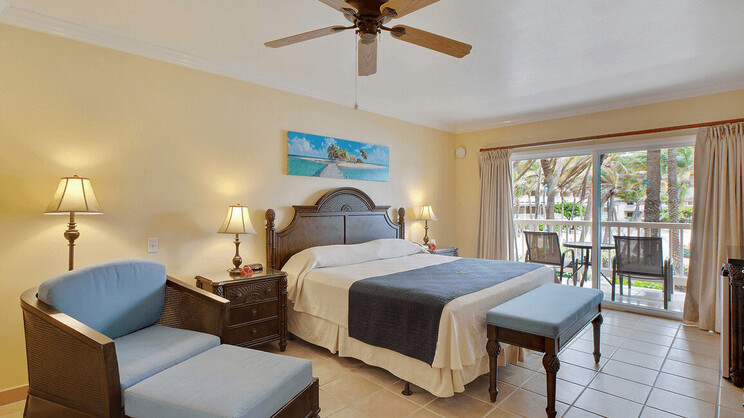 St James's Club & Villas